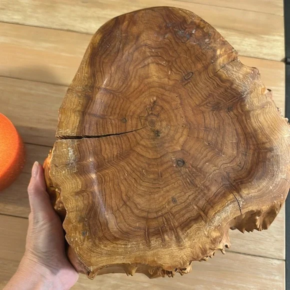 Stunning Burlwood Birdseye Wooden Bowl Vintage 12.5” long 10” wide 4” tall - Picture 6 of 6